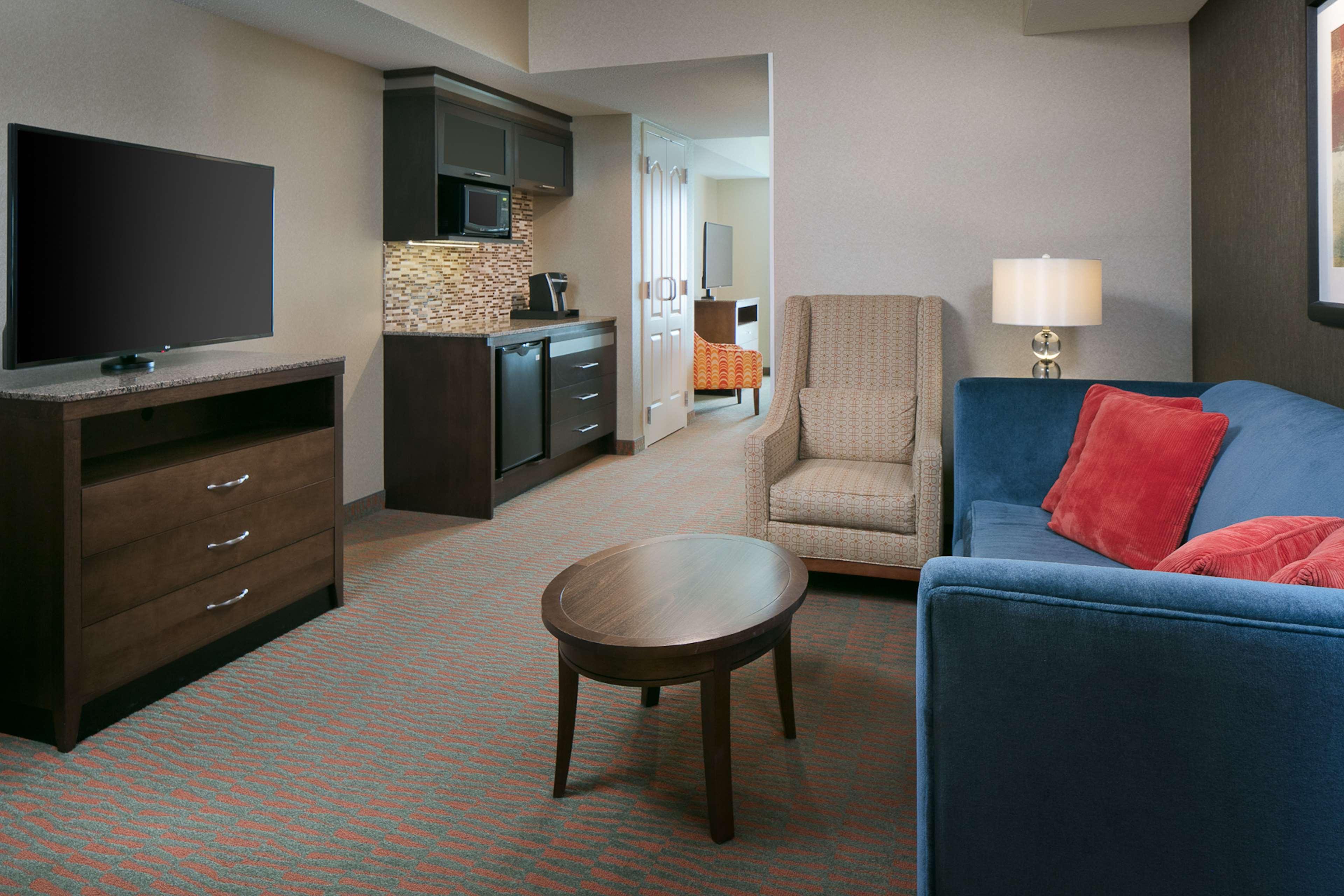 Hilton Garden Inn Manhattan Kansas Ngoại thất bức ảnh