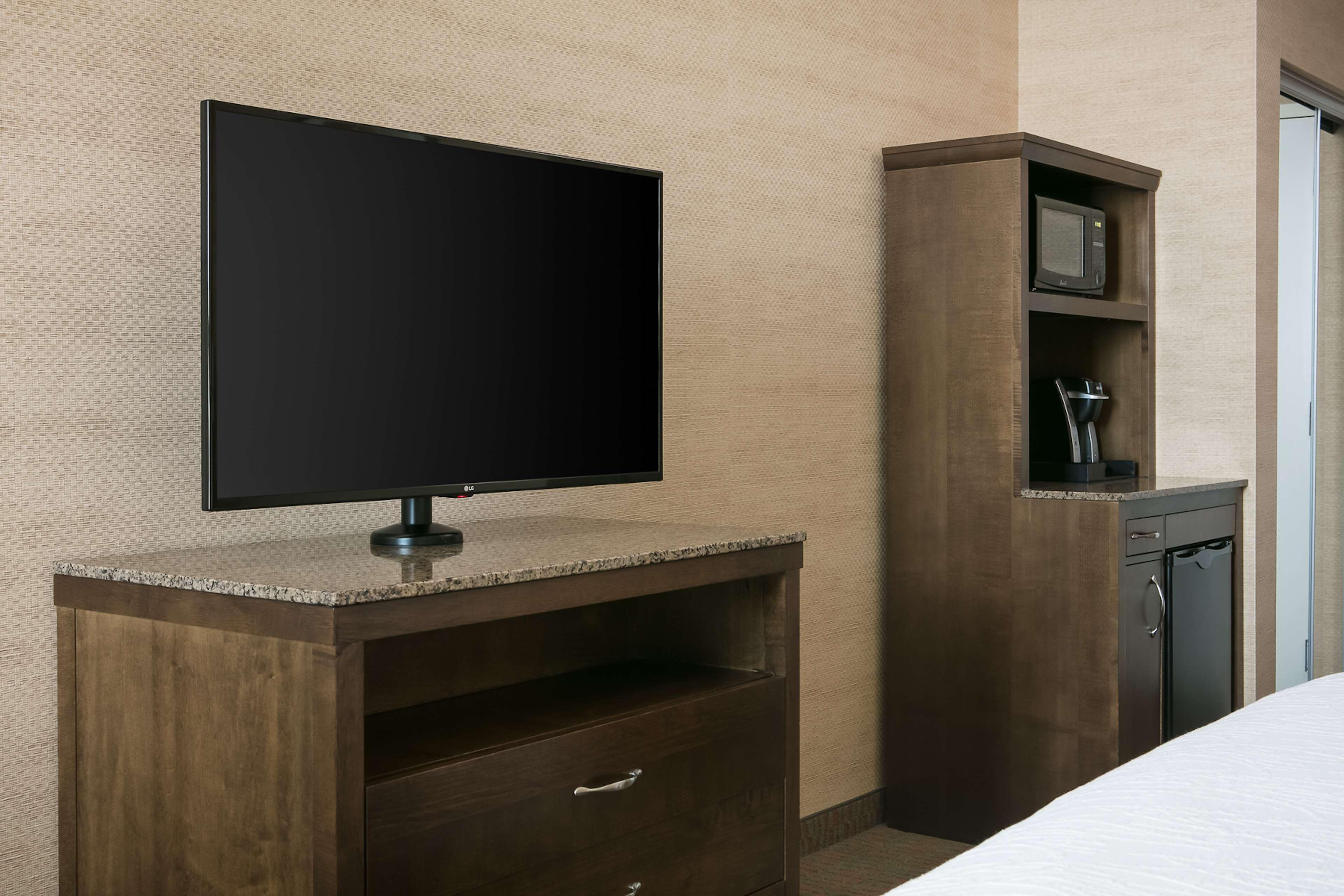 Hilton Garden Inn Manhattan Kansas Ngoại thất bức ảnh