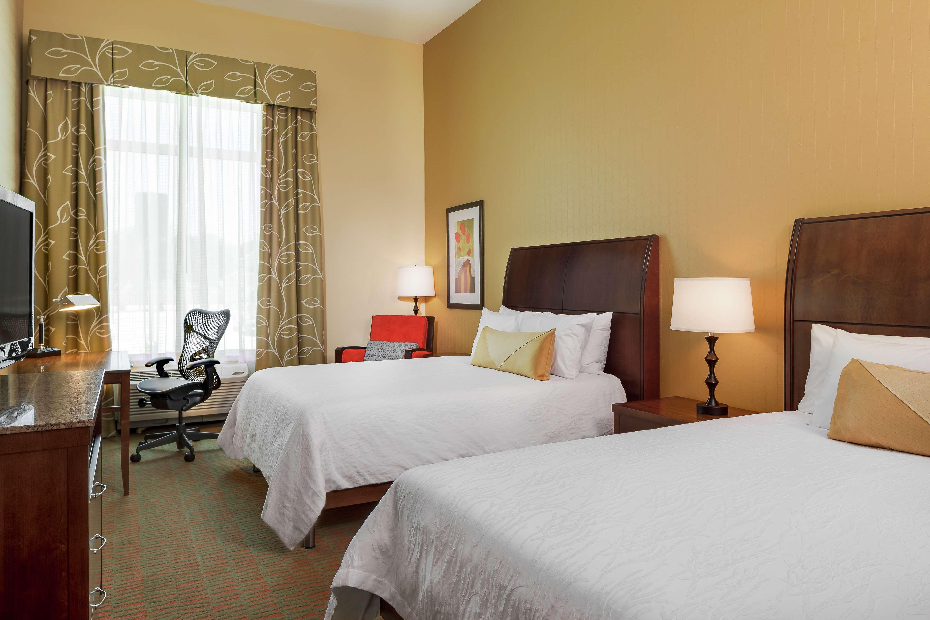 Hilton Garden Inn Manhattan Kansas Phòng bức ảnh