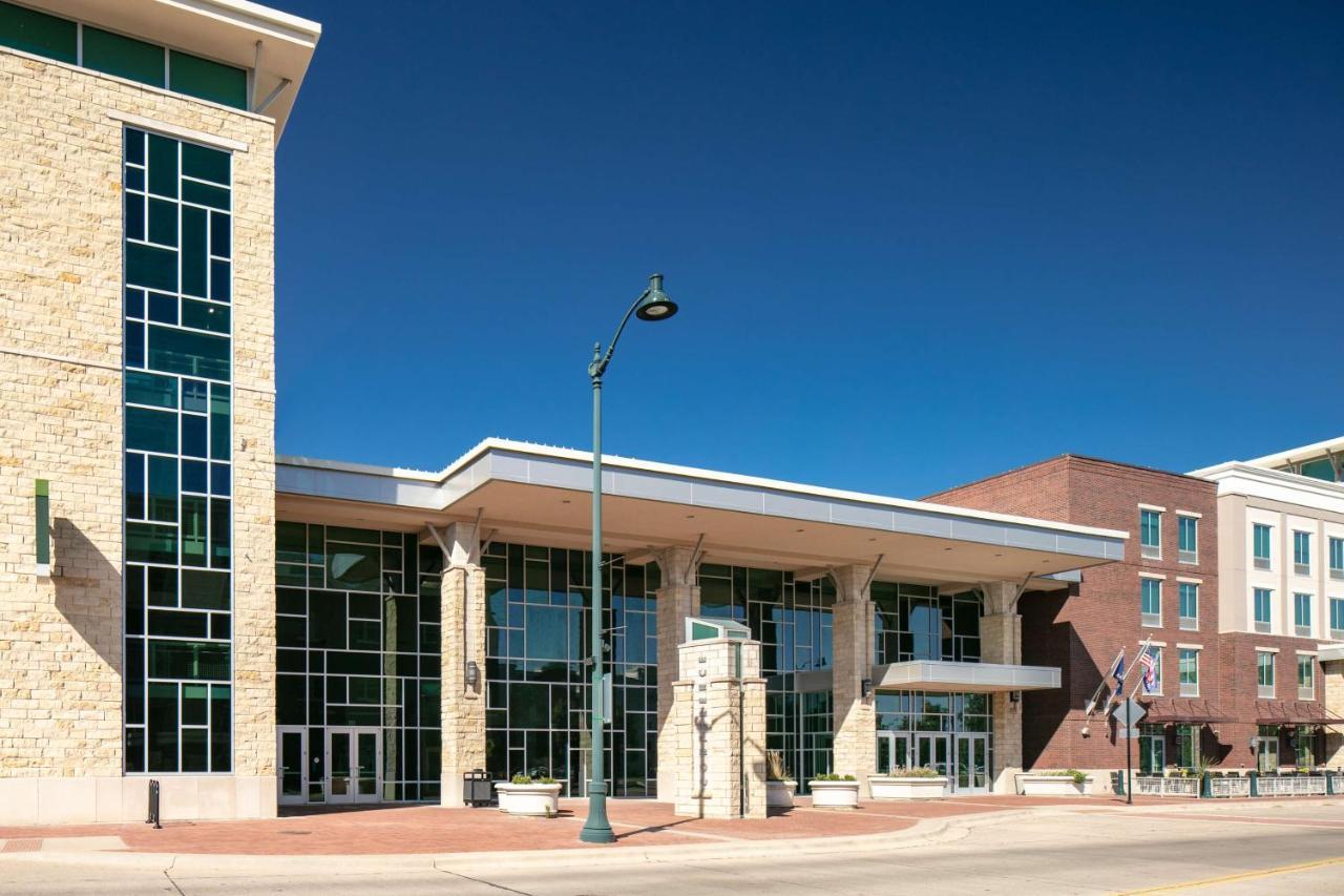 Hilton Garden Inn Manhattan Kansas Ngoại thất bức ảnh