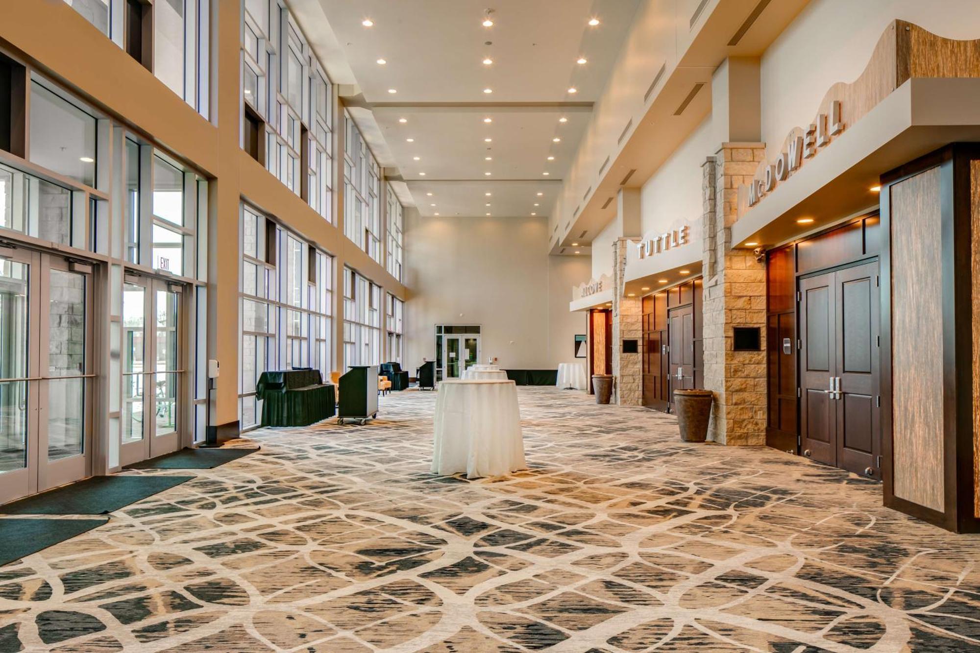 Hilton Garden Inn Manhattan Kansas Ngoại thất bức ảnh