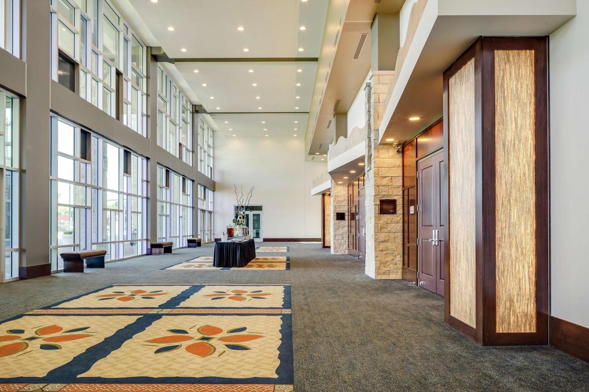 Hilton Garden Inn Manhattan Kansas Ngoại thất bức ảnh