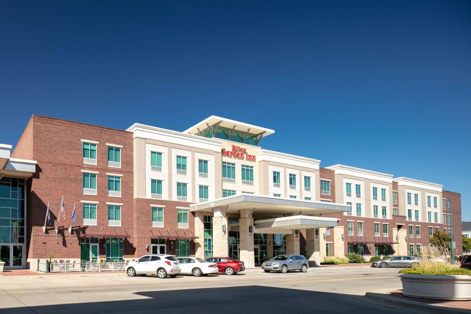 Hilton Garden Inn Manhattan Kansas Ngoại thất bức ảnh